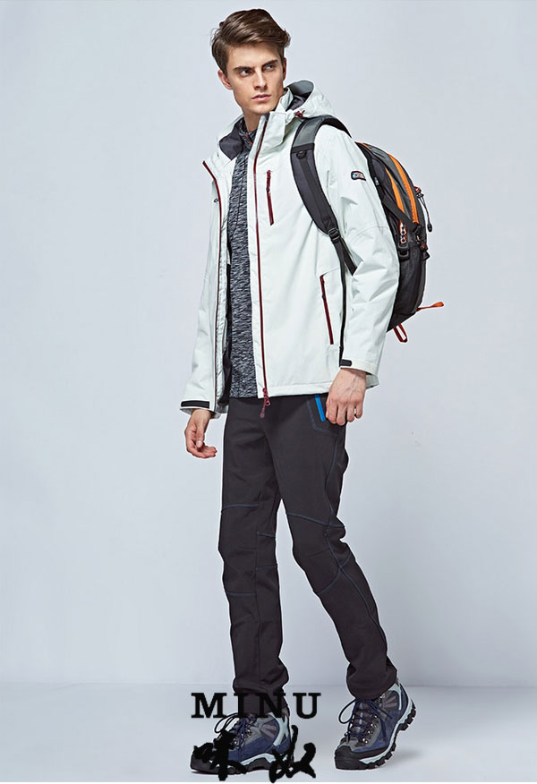 白色衝鋒衣定做